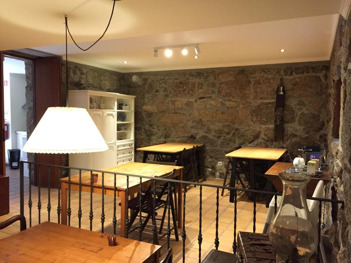 Bergui Guesthouse - Guimaraes Exterior photo
