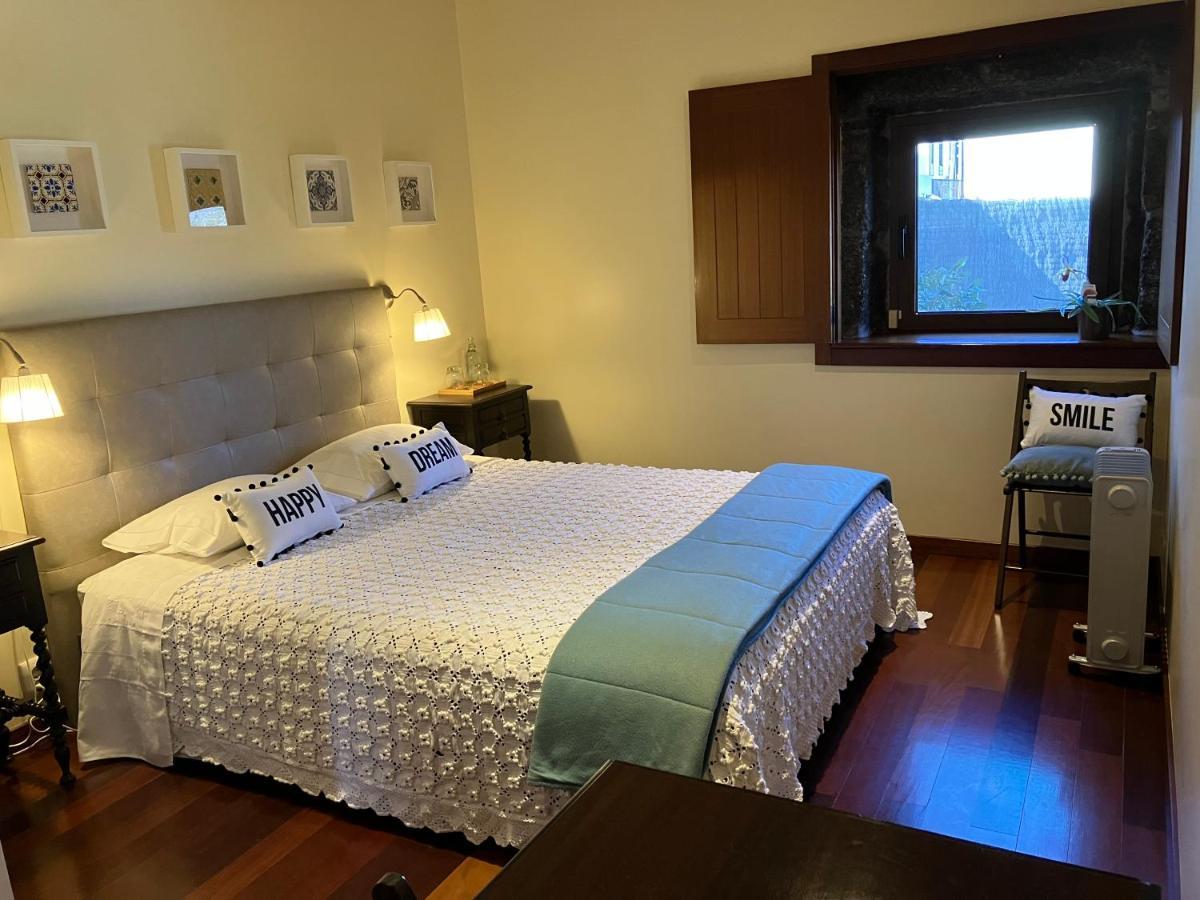 Bergui Guesthouse - Guimaraes Exterior photo