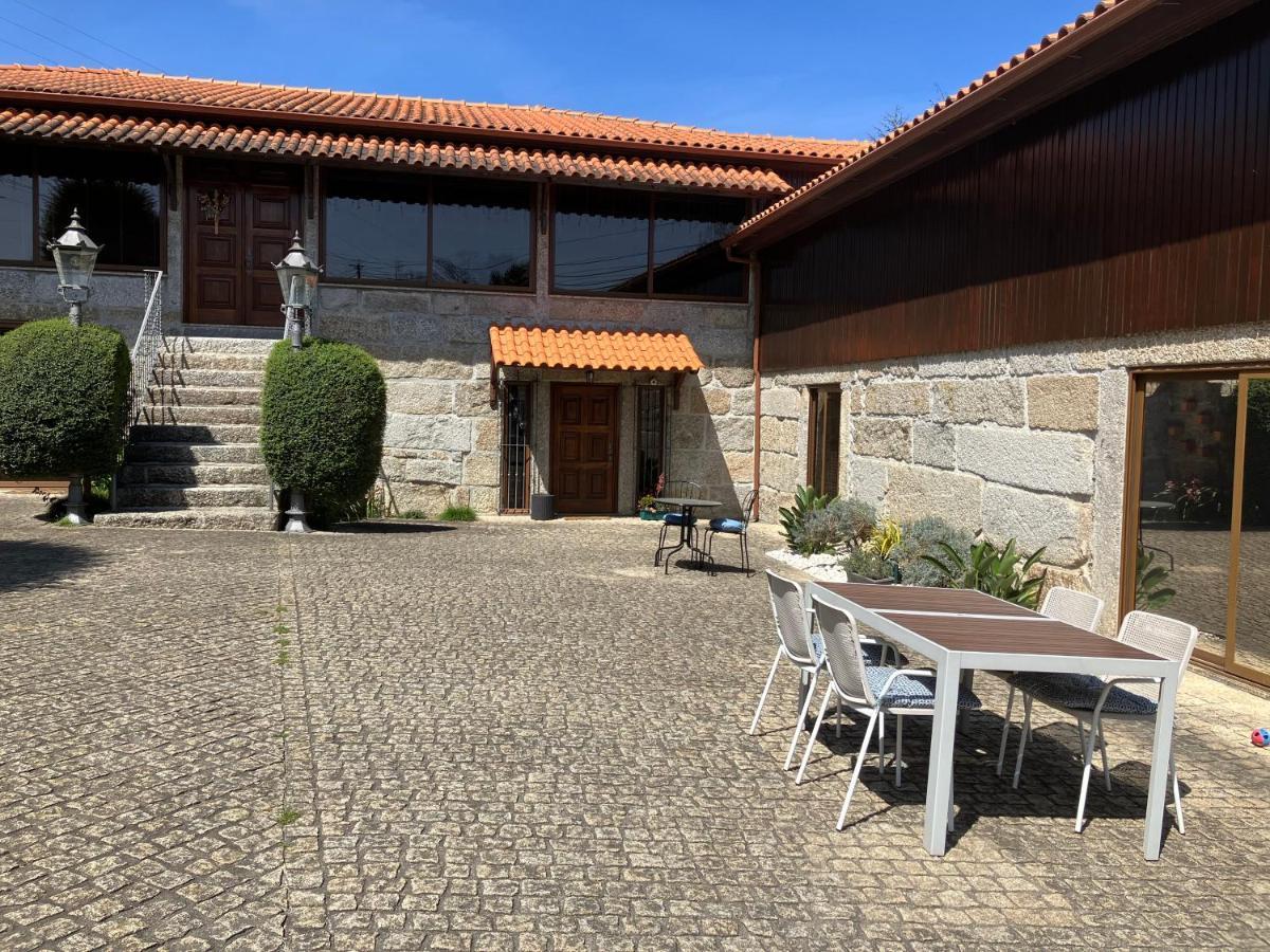 Bergui Guesthouse - Guimaraes Exterior photo